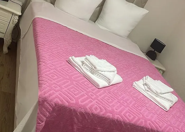 Willa Bela & Mare Blace